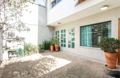 Casa com 4 quartos à venda na Rua Maria Peres Auge, 25, Campo Belo, São Paulo