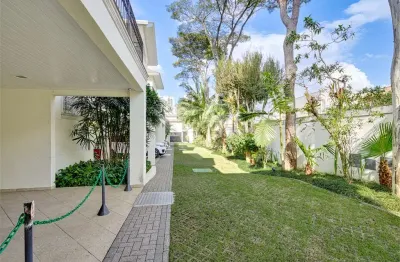 Terreno em condomínio fechado à venda no Alto da Boa Vista, São Paulo 