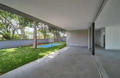 Terreno em condomínio fechado à venda na Rua José Gambarini, 68, Alto da Boa Vista, São Paulo