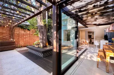 Terreno em condomínio fechado à venda no Alto da Boa Vista, São Paulo 