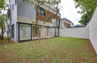 Terreno em condomínio fechado à venda no Alto da Boa Vista, São Paulo 