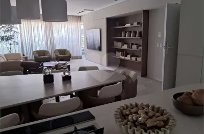 Apartamento com 3 quartos à venda na Rua Gaivota, 1102, Moema, São Paulo