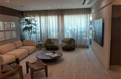 Apartamento com 3 quartos à venda na Rua Gaivota, 1102, Moema, São Paulo