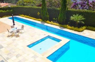 Casa Térrea à venda com 4 quartos, sendo 4 suítes, em Jardim Marajoara, São Paulo, SP