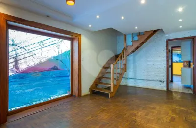 Sobrado à venda ou para alugar com 2 quartos em Vila Cruzeiro, São Paulo, SP