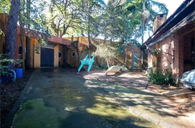 Casa à venda ou para alugar com 4 quartos, sendo 4 suítes, em Santo Amaro, São Paulo, SP