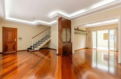 Casa à venda com 3 quartos, sendo 1 suíte, em Chácara Santo Antônio (zona Sul), São Paulo, SP
