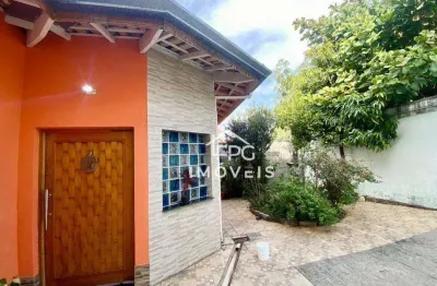 Casa com 3 quartos à venda na Rua dos Gerivás, Jardim das Palmeiras, Atibaia