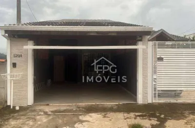 Oportunidade casa de 2 dormitórios, área gourmet com garagem coberta perto da faat