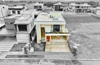 Belissima casa de alto padrão condomínio fechado em ótima localizaçao