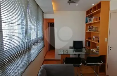 Sala comercial para alugar na Rua Manoel da Nóbrega, Paraíso, São Paulo