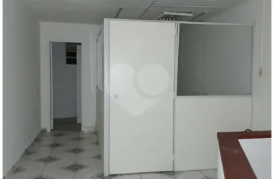 Sala comercial para alugar na Rua Barão de Itapetininga, 255, Centro, São Paulo