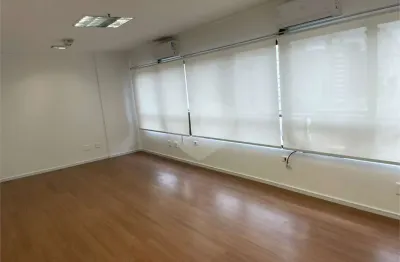 Sala comercial para alugar na Rua Humberto I, Vila Mariana, São Paulo