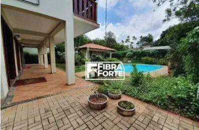 Sobrado para locaçao ou venda próximo à Lagoa do Taquaral  com 11 ambientes