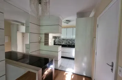 Vendo apartamento térreo com dois quartos e cozinha planejada