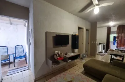 Vendo direitos de casa em condomínio  tres quartos  - zona norte