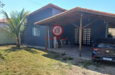 Casa com 3 quartos à venda na Rua Gilberto Novaes, Borda da Mata, Caçapava