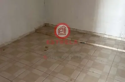Casa à venda em bandeira branca, jacareí: 2 quartos, 100m², r$298mil