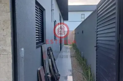 Casa com 3 quartos à venda na Rua Padre Eugênio, Jardim Jacinto, Jacareí