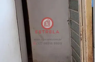 Casa com 2 quartos à venda na Rua Heráclides Sant'Ana, Jardim Primavera, Jacareí