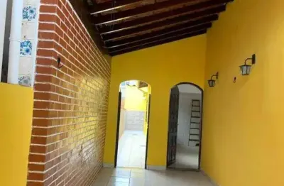 Casa terrea venda no jardim maracanã a 100m da praia. 2 dormitórios , 2 vagas de garagem!