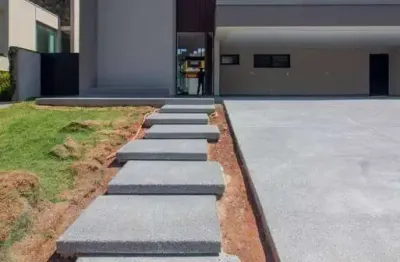 Casa a venda  em condomínio fechado alphaville com 4 suítes  430m2  6 vagas nova pronta p morar fino acabamento