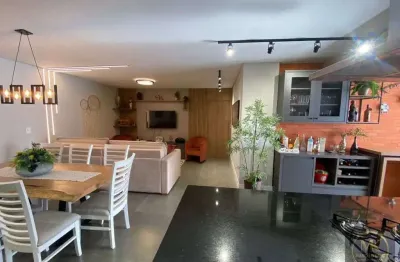 Apartamento à venda, com 3 suítes + 2 vagas pagamento facilitado direto com proprietário em meia praia itapema baixou valor