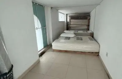 Sala comercial bem localizada de esquina 2 avenida baixou valor de 3.000.000,00 por 2.300.000,00