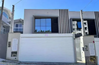 Sobrado á venda 3 suítes 120.m2privativos 3 vagas garagem pagamento facilitado direto em morretes itapema sc