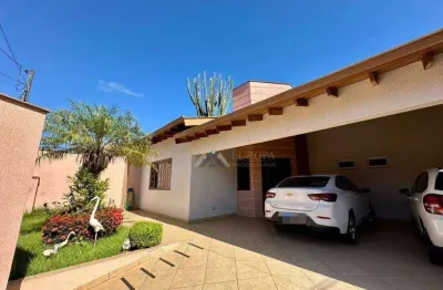 Casa com 3 dormitórios à venda próxima à Rua Arcindo Sardo, 197 m² por R$ 950.000 - Coliseu - Londrina/PR