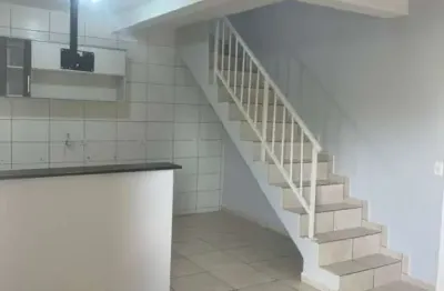 Sobrado com 2 quartos  para alugar, 650.00 m2 por R$1250.00  - Estados - Fazenda Rio Grande/PR