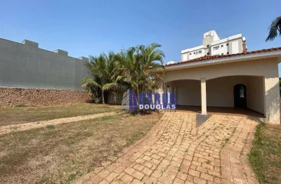 Casa com 3 terrenos com total 1.350m2 de terreno, com 5 quartos sendo 03 suítes,  297 m² por r$ 880.000 - jardim mariana - cuiabá/mt