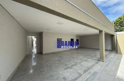 Vende-se linda e nova casa TÉRREA recém construída no Condomínio Jardim Itália II, com 03 quartos sendo 01 suíte plena e 2 demi com armários, ar split