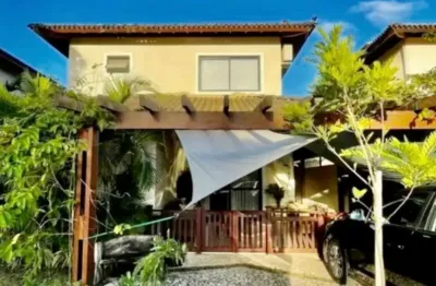 Vendo ou alugo casa duplex de 5/4, sendo 04 suites, area privativa - 240 m2 , no condomínio solaris - no bairro de piatã - em salvador - bahia