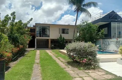 Vendo casa duplex de 4/4, sendo 03 suítes , na estrada do coco - bahia.