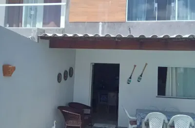 Alugo  casa de 3/4, com 02 suítes , mobiliada - no bairro de arembepe - em coqueiros de arembepe - camaçari - bahia