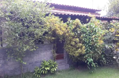 Vendo casa em seropédica - propriedade com duas casas e área de lazer!