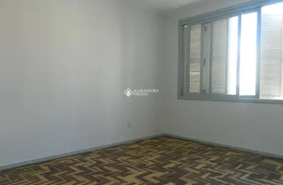 Apartamento com 2 quartos à venda na rua três de maio, 253, floresta, porto alegre, 66 m2 por r$ 330.000