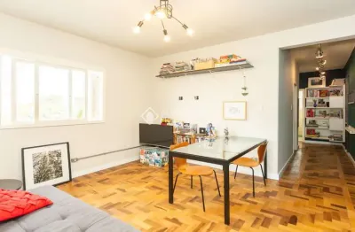 Apartamento com 2 quartos à venda na rua comendador azevedo, 95, floresta, porto alegre, 78 m2 por r$ 356.000