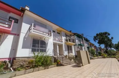 Casa em condomínio fechado com 3 quartos à venda na rua joaquim cruz, 331, santo antônio, porto alegre, 157 m2 por r$ 530.000