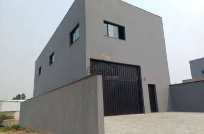 Galpao novo com 340 m2 de construcao para locacao em vinhedo/sp