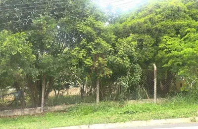 Terreno plano de 647,78 m2,  localizacao nobre e arborizada em vinhedo/sp!