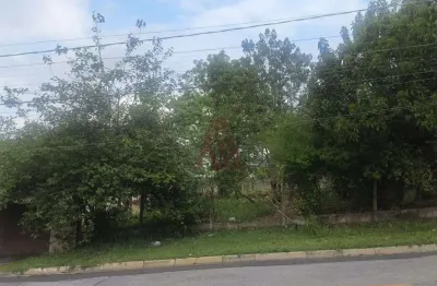 Terreno plano de 636,36 m2,  localizacao nobre e arborizada em vinhedo/sp!
