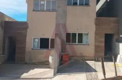 Casa com 2 quartos para alugar no Santa Cândida, Vinhedo 