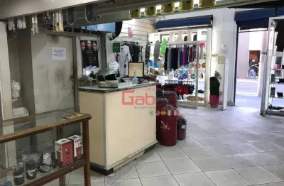 Loja para alugar  no centro de cabo frio por r$ 20.000/mês