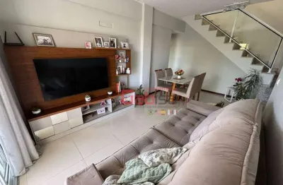 Cobertura com 4 dormitórios à venda, 270 m² por R$ 950.000,00 - Palmeiras - Cabo Frio/RJ