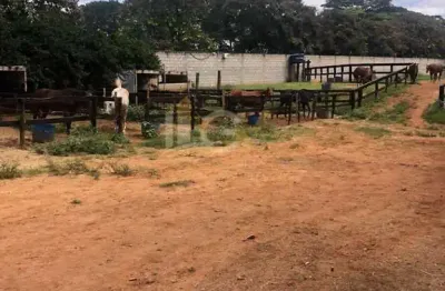 Chácara / sítio à venda no Recreio Campestre Internacional Viracopos II, Indaiatuba 