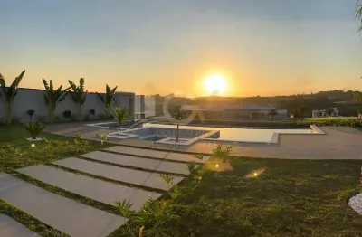 Casa térrea de altíssimo padrão no condomínio jardins do golfe residencial em indaiatuba/sp