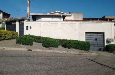 Casa com 3 dormitórios à venda, 205 m² por r$ 850.000,00 - jardim alvinópolis - atibaia/sp