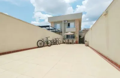 Casa com 3 dormitórios à venda por r$ 890.000 - jardim do lago - atibaia/sp